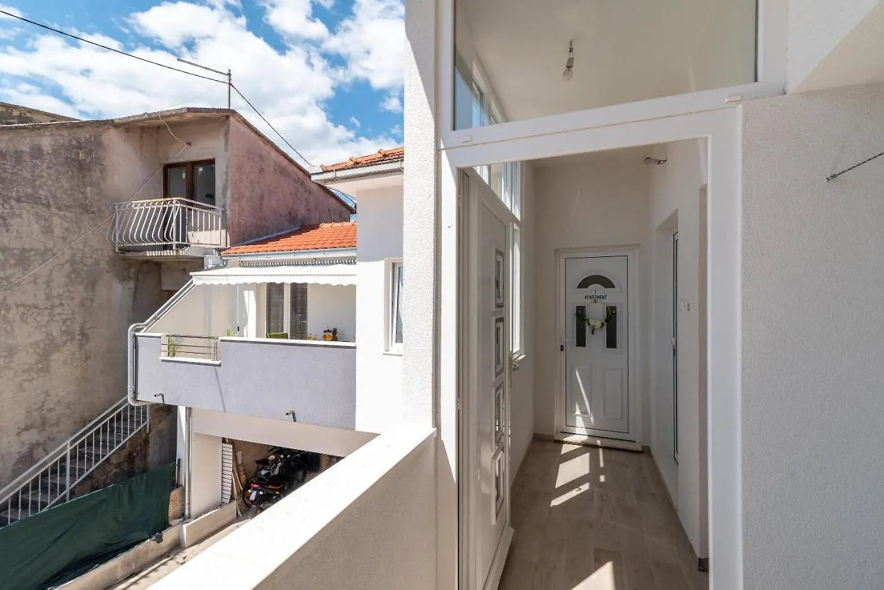 Apartment Roko Trogir 0*,  Croatia